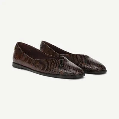 Franco Tesia Flat